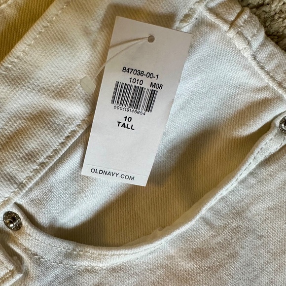 White Jeans: NWT Old Navy High-Waisted OG Straight Ankle Jeans; Size 10 tall - Picture 8 of 9